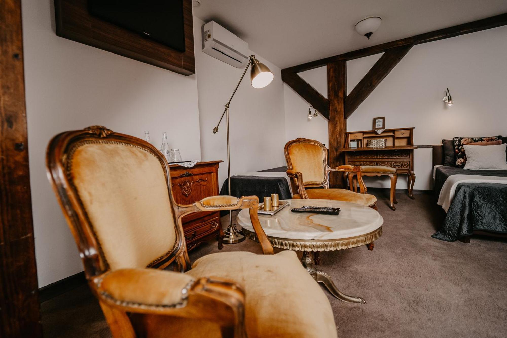 Stary Mlyn W Brzeznicy Villa Brzeznica  Buitenkant foto