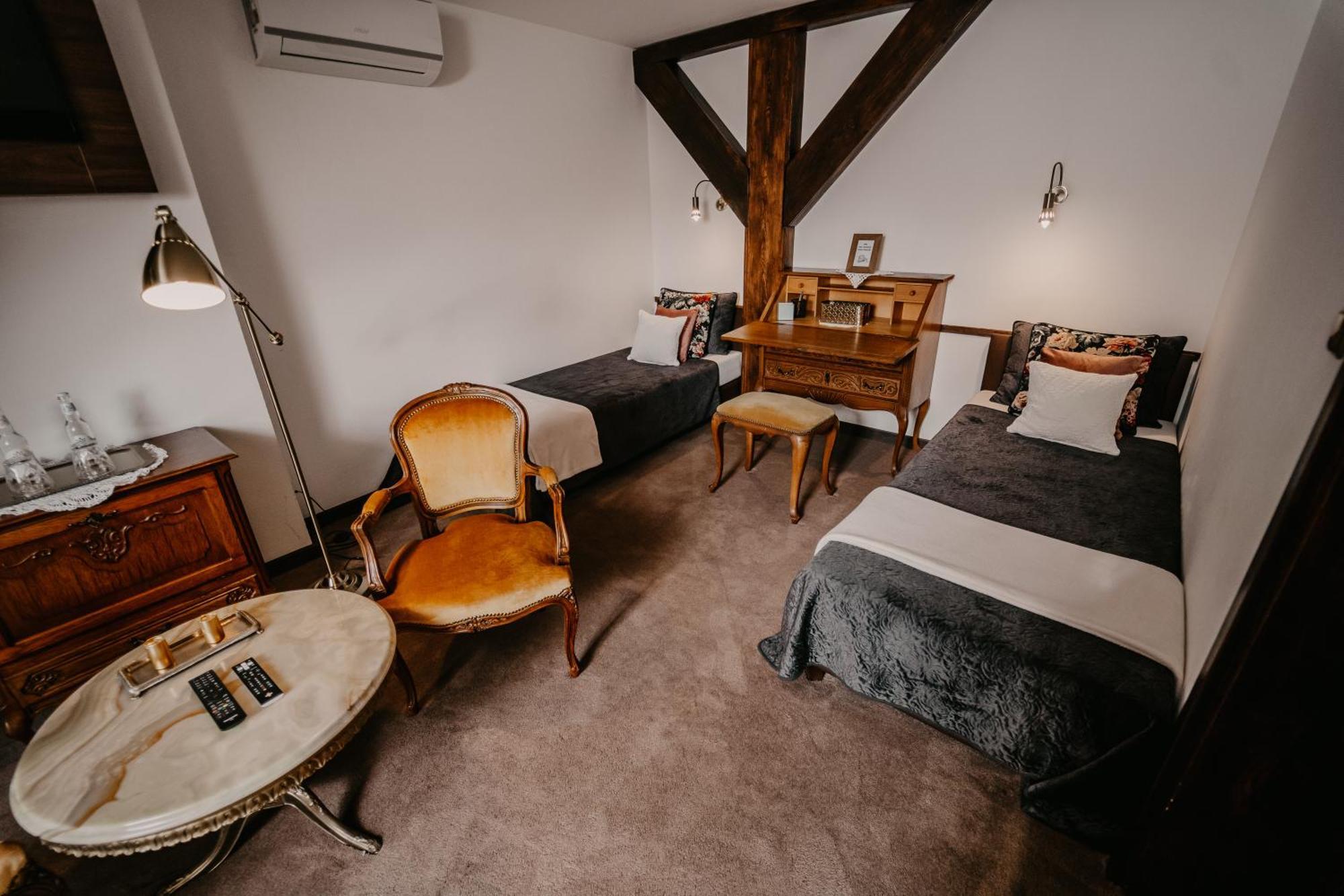 Stary Mlyn W Brzeznicy Villa Brzeznica  Buitenkant foto