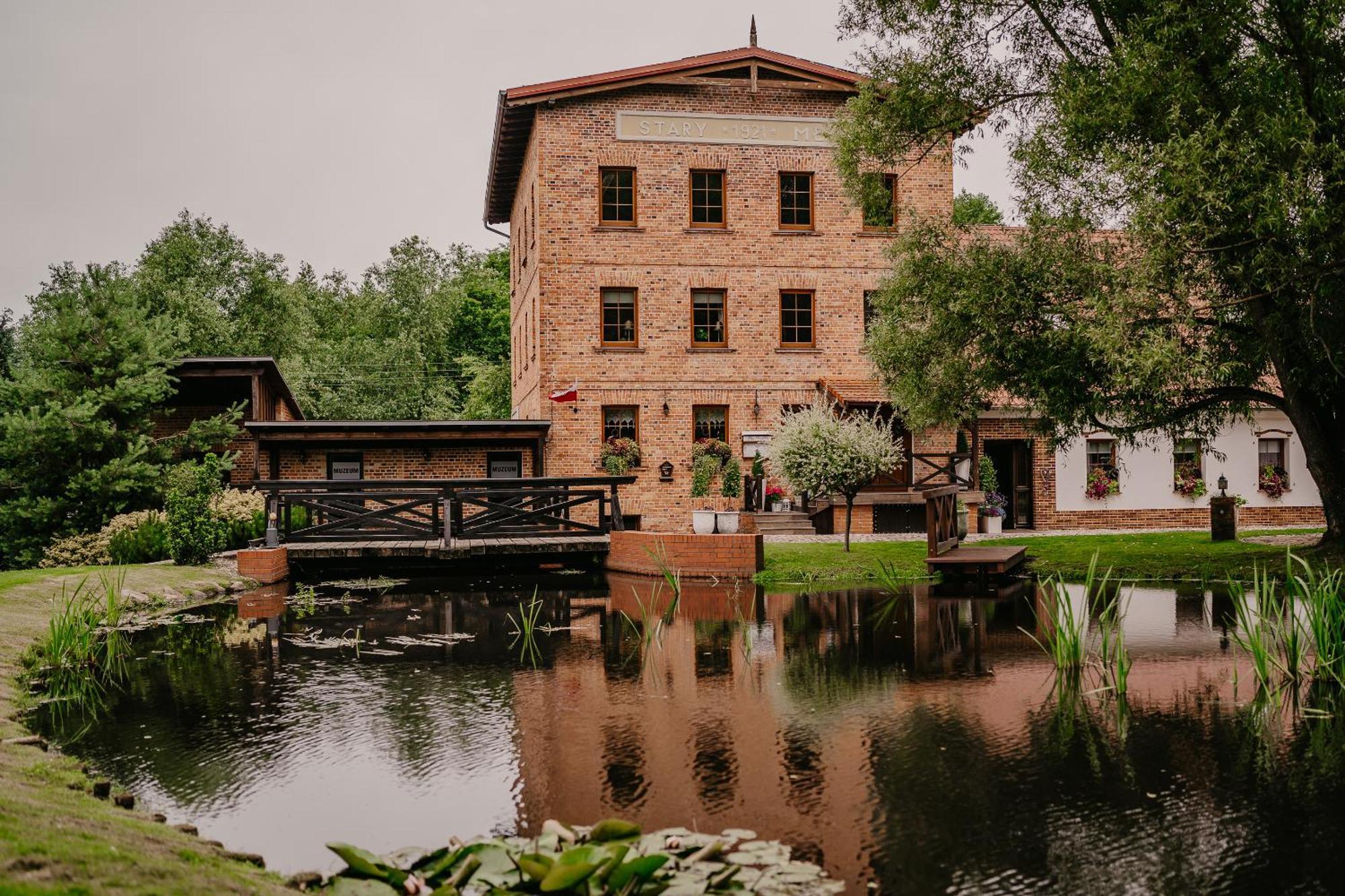 Stary Mlyn W Brzeznicy Villa Brzeznica  Buitenkant foto